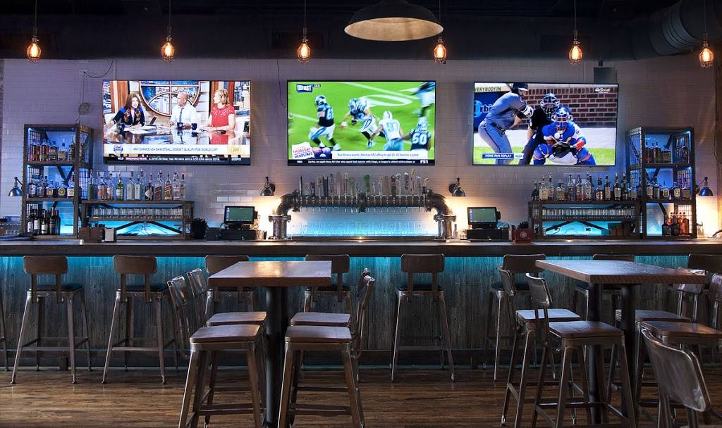 Vintage Bar | night club | 1449 W Taylor St, Chicago, IL 60607, USA | 3125263647 OR +1 312-526-3647