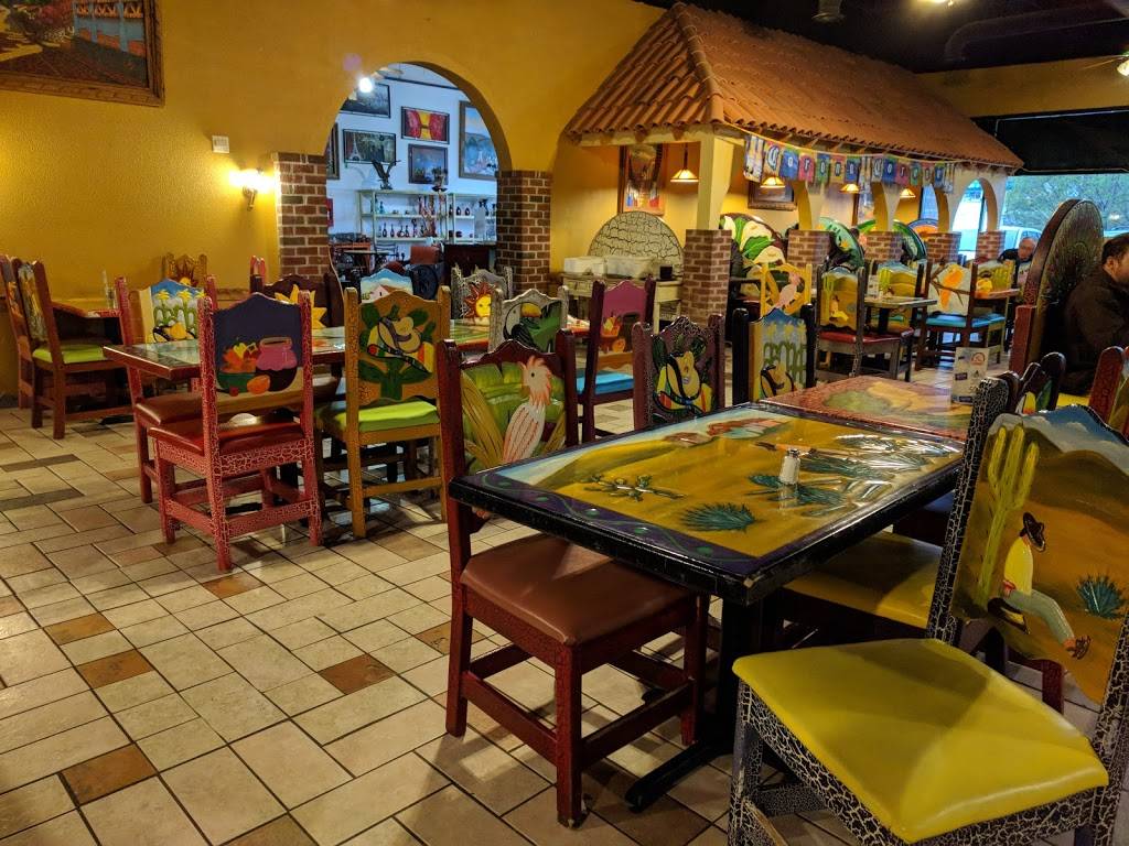 La Mesa Mexican Restaurant | restaurant | 11002 Emmet St #112, Omaha, NE 68164, USA | 4024961101 OR +1 402-496-1101