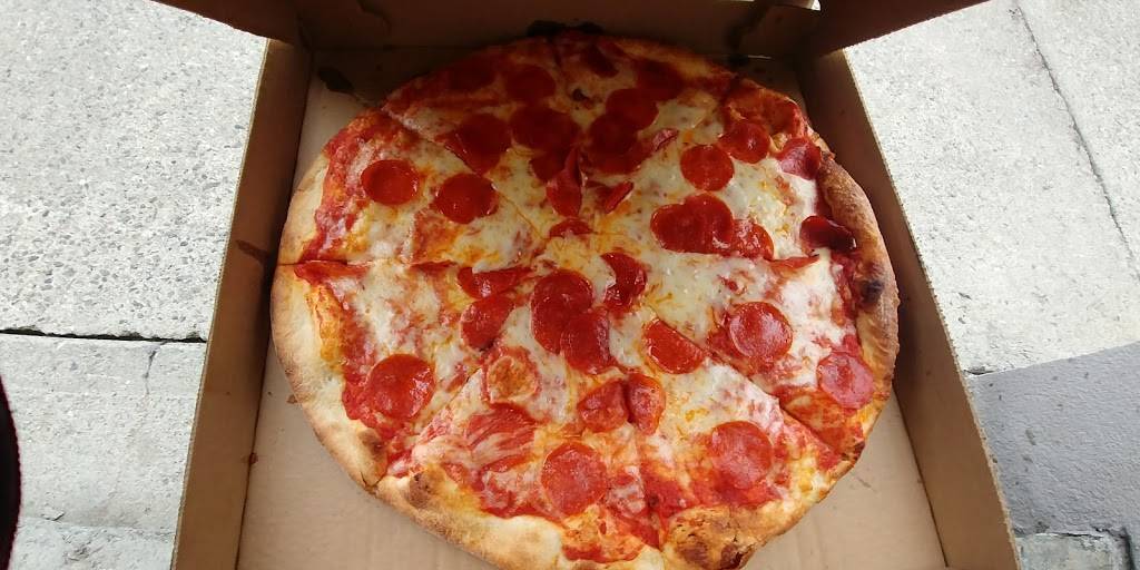 Little Italy Pizzeria | restaurant | 23 Main St, Saranac Lake, NY 12983, USA | 5188919000 OR +1 518-891-9000