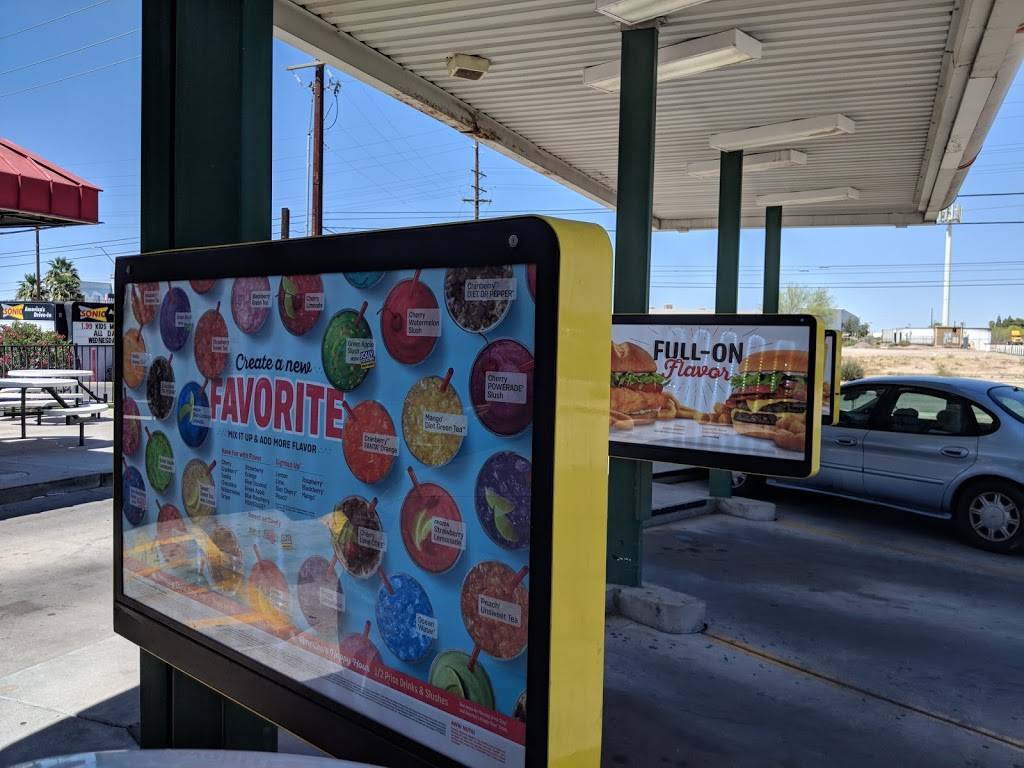 Sonic Drive-In | restaurant | 1001 W Grant Rd, Tucson, AZ 85705, USA | 5206281000 OR +1 520-628-1000