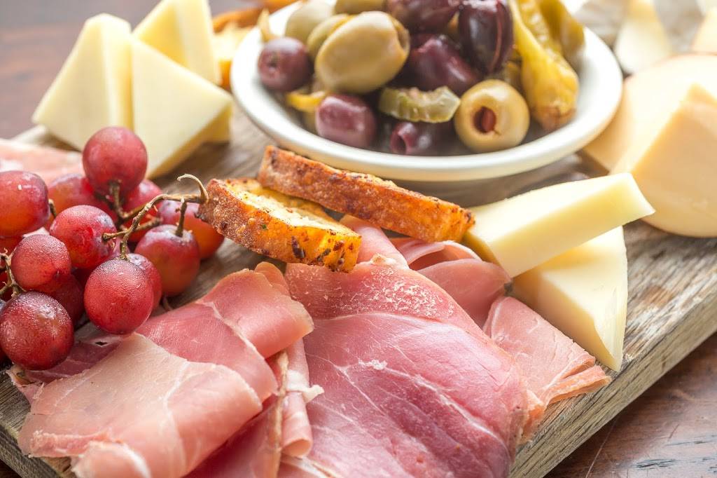 The Crooked Knife | restaurant | 232 W 14th St, New York, NY 10011, USA | 2129294534 OR +1 212-929-4534