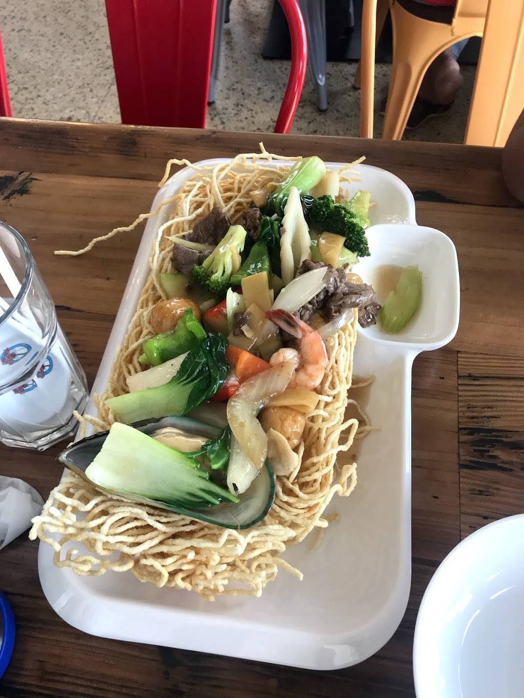 Toronto Pho | restaurant | 2473 Dufferin St, Toronto, ON M6B 3P9, Canada | 4167822225 OR +1 416-782-2225