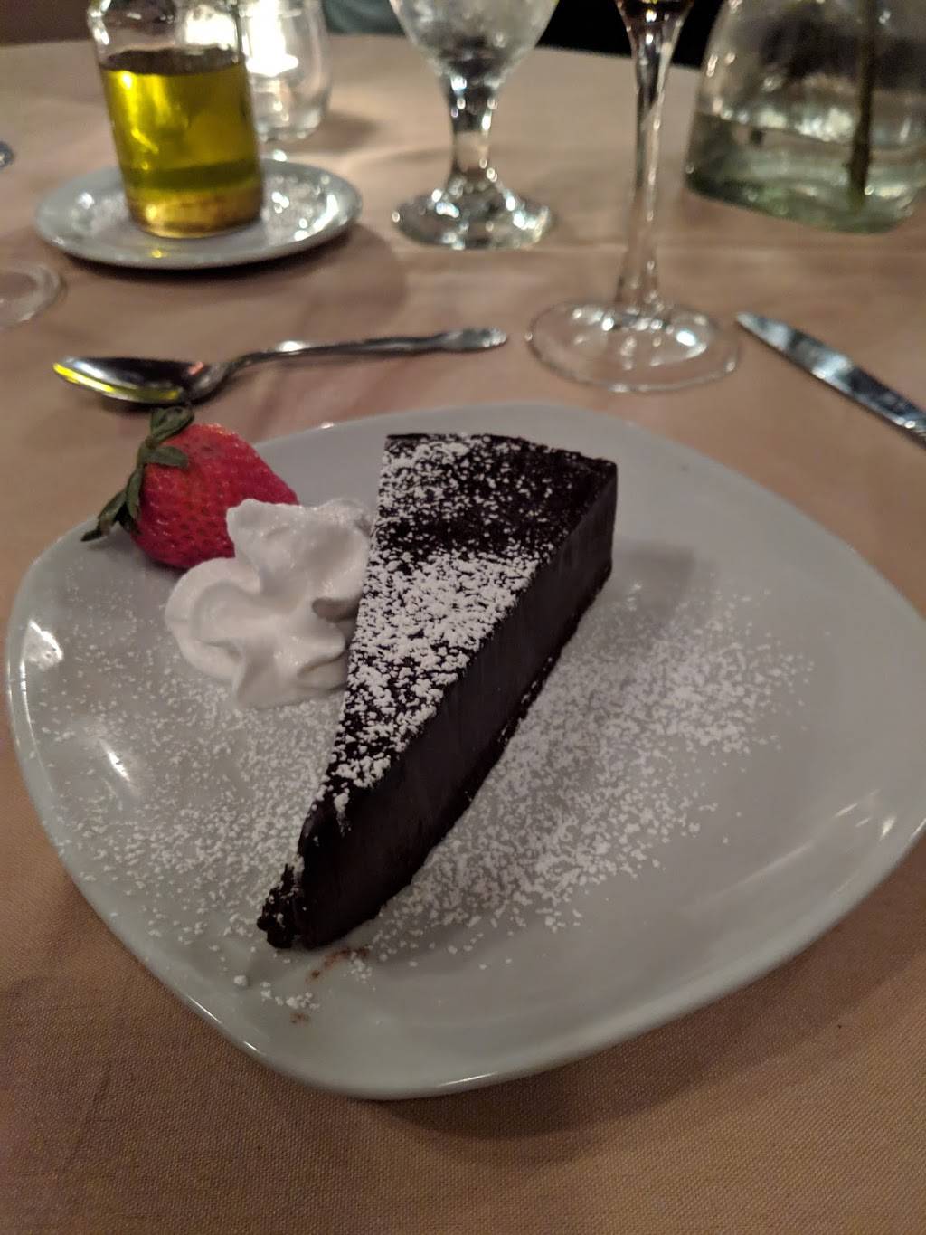 La Serre | night club | 14 Green St, Albany, NY 12207, USA | 5184636056 OR +1 518-463-6056