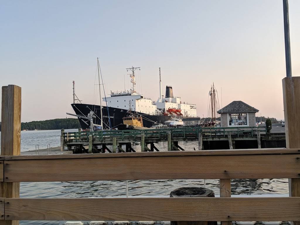 15 Sea Street Bar & Grill | restaurant | 15 Sea St, Castine, ME 04421, USA | 2073265026 OR +1 207-326-5026