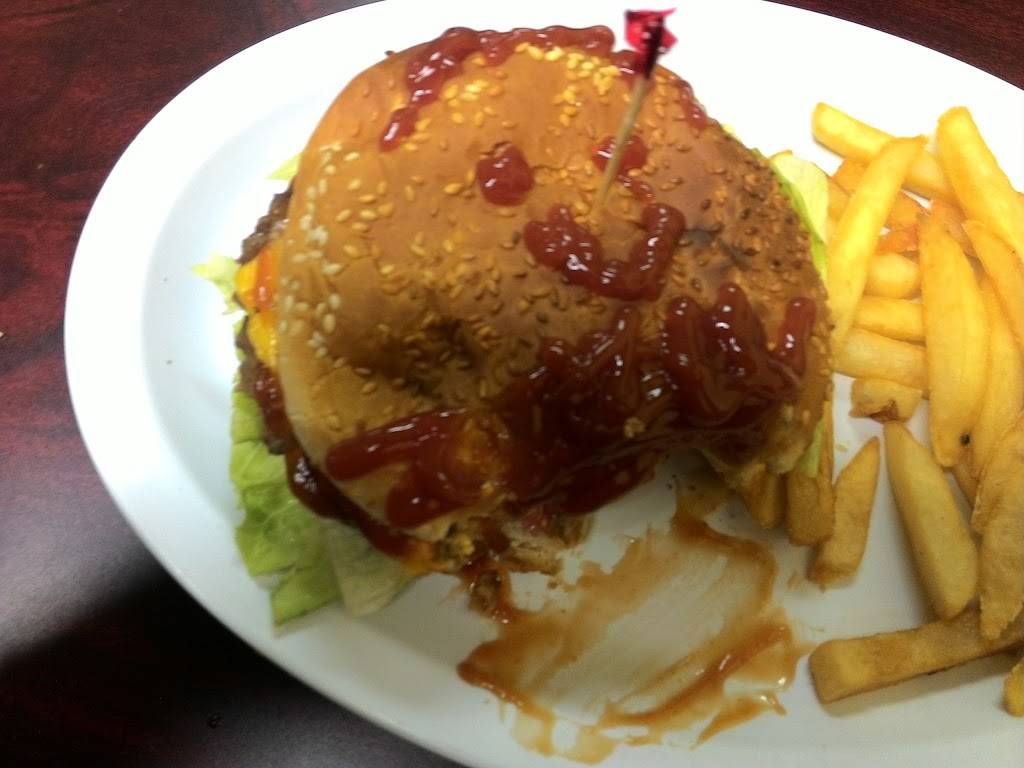 Chubbys Pizza | restaurant | 9675 NC-581, Bailey, NC 27807, USA | 2522355174 OR +1 252-235-5174