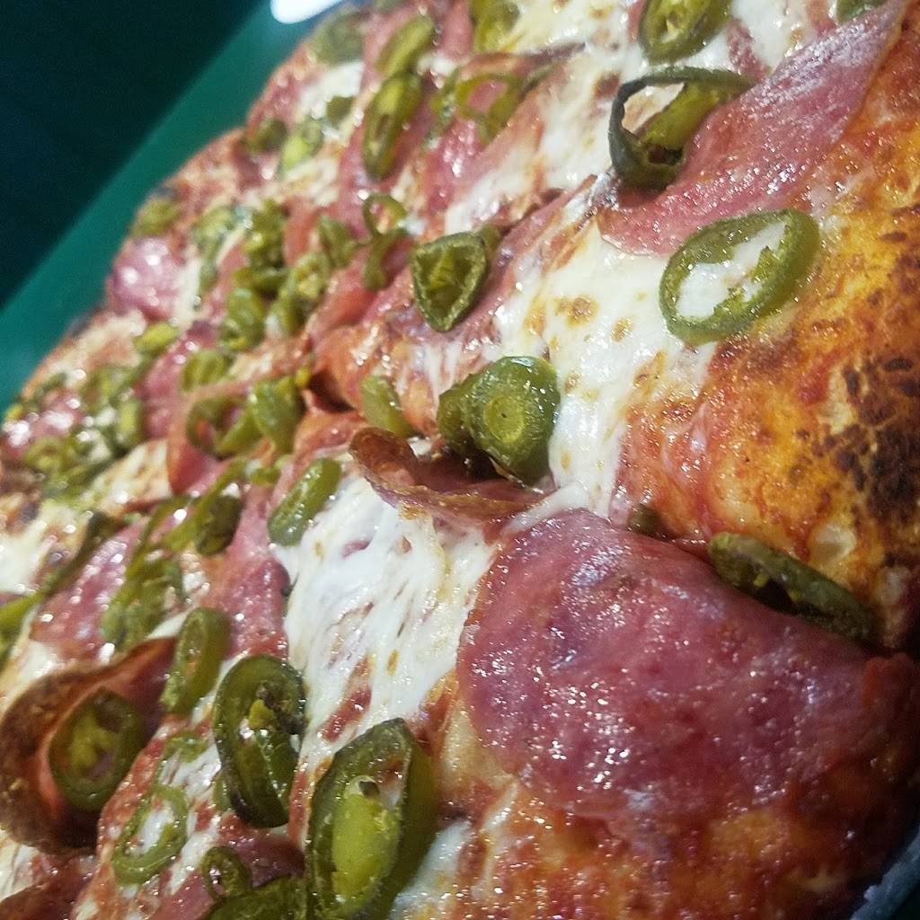 Stadium Pizza | restaurant | 27314 Jefferson Ave, Temecula, CA 92590, USA | 9512962400 OR +1 951-296-2400