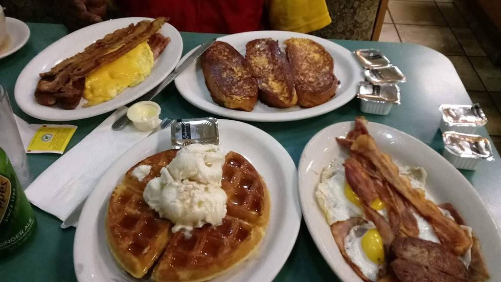 Rainbow Diner | meal takeaway | 2197 White Plains Rd, Bronx, NY 10462, USA | 7188237715 OR +1 718-823-7715