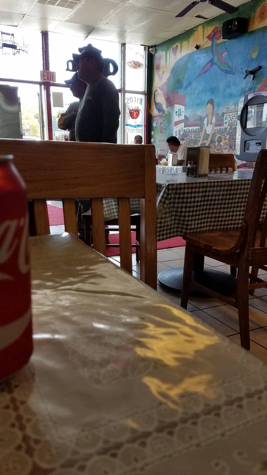 Las Parrillas Restaurant | restaurant | 3284 Middlefield Rd, Menlo Park, CA 94025, USA | 6503692040 OR +1 650-369-2040