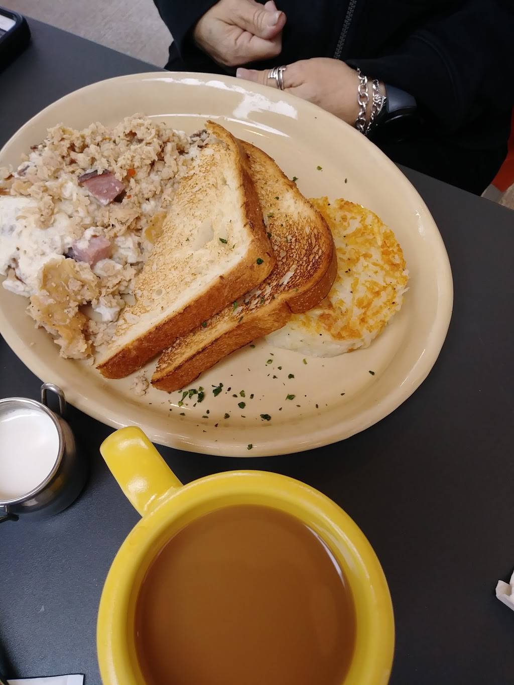 Snooze, an A.M. Eatery | restaurant | 23501 Cinco Ranch Blvd K100, Katy, TX 77494, USA | 2813947780 OR +1 281-394-7780