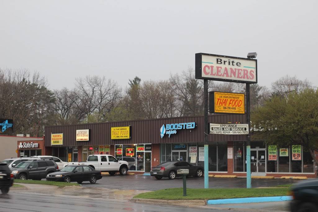 Lil Thai Express | restaurant | 36539 S Gratiot Ave, Clinton Twp, MI 48035, USA | 5867904448 OR +1 586-790-4448