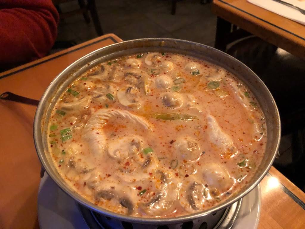 Pon Proem Thai Restaurant | restaurant | 3039 78th Ave SE, Mercer Island, WA 98040, USA | 2062368424 OR +1 206-236-8424