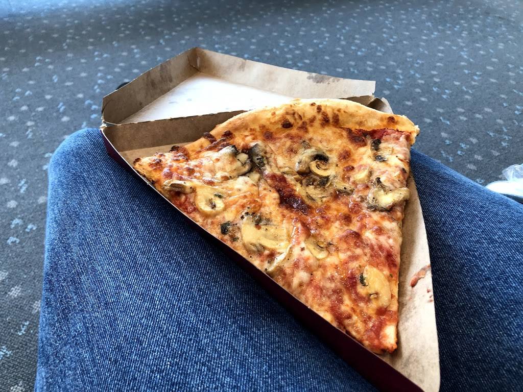 Villa Italian Kitchen | restaurant | Concourse C, 9100 Peña Blvd, Denver, CO 80249, USA | 3033420256 OR +1 303-342-0256