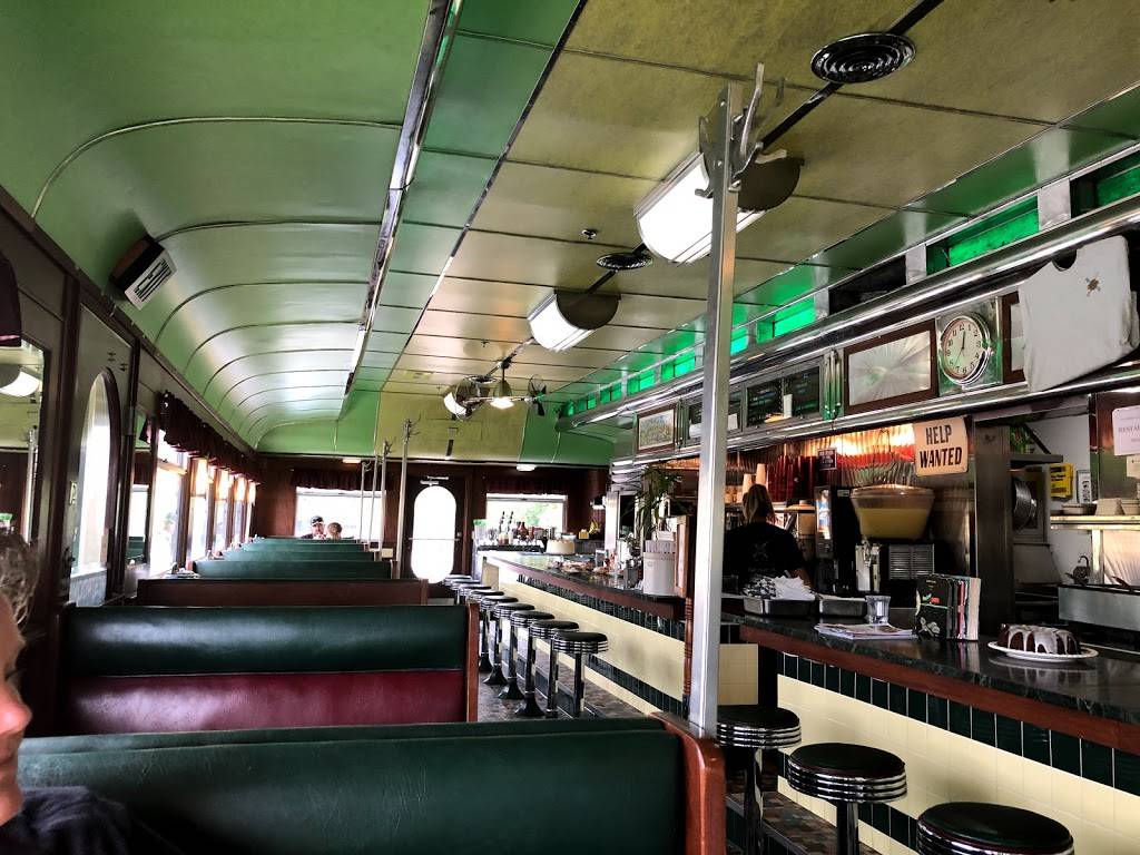 Road Island Diner | restaurant | 981 W Weber Canyon Rd, Oakley, UT 84055, USA | 4357833467 OR +1 435-783-3467