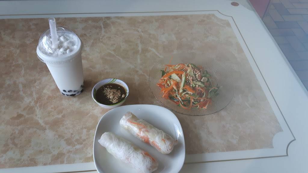 Pho vn Restaurant | restaurant | 43 Oxford St, Tillsonburg, ON N4G 2G4, Canada | 5196886888 OR +1 519-688-6888