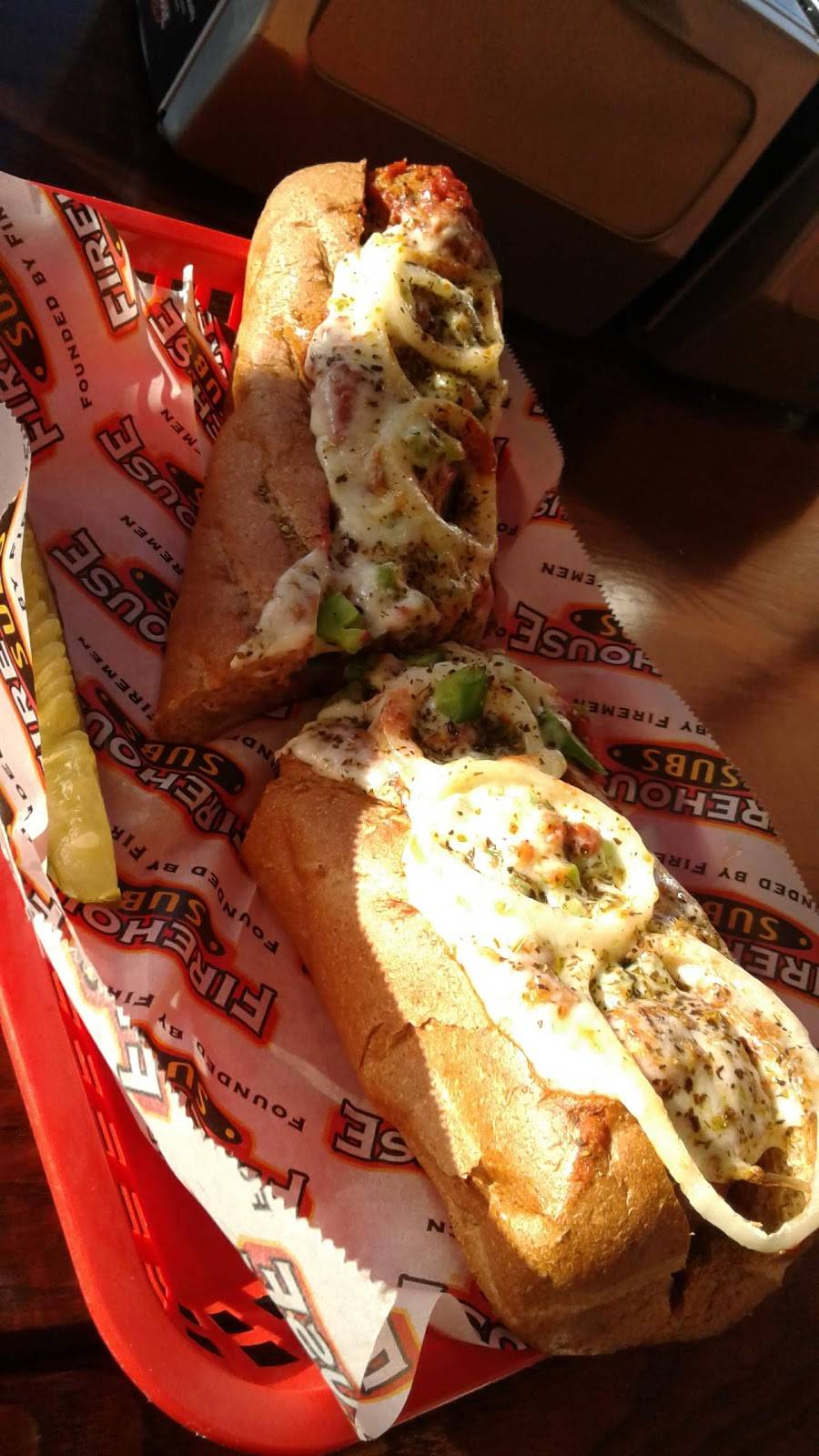 Firehouse Subs | restaurant | 200 Green Ln E E, East Gwillimbury, ON L9N 0K4, Canada | 9058303473 OR +1 905-830-3473