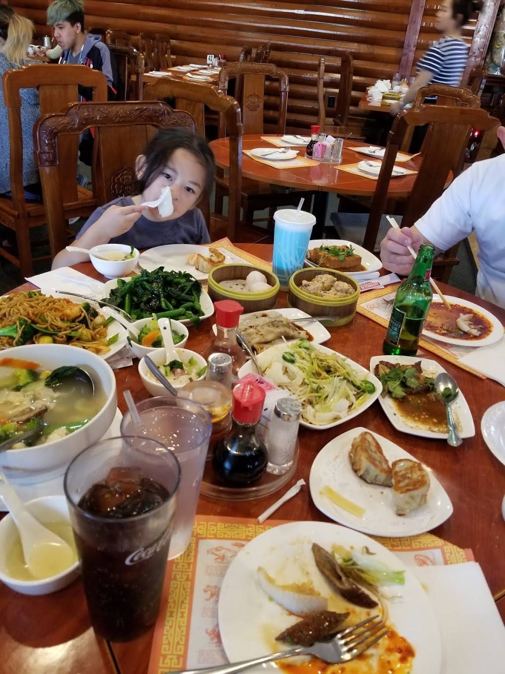 Four Seasons Chinese Restaurant | restaurant | 0300, 342 N Clovis Ave, Clovis, CA 93612, USA | 5593248438 OR +1 559-324-8438