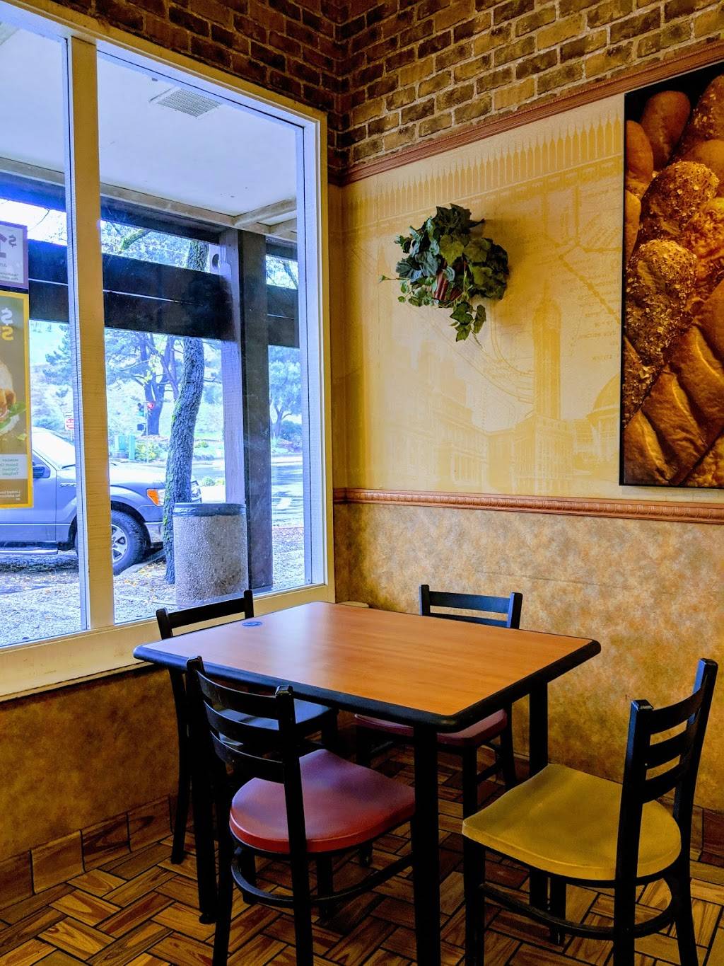 Subway Restaurants | restaurant | 396 Park St, Moraga, CA 94556, USA | 9253762959 OR +1 925-376-2959