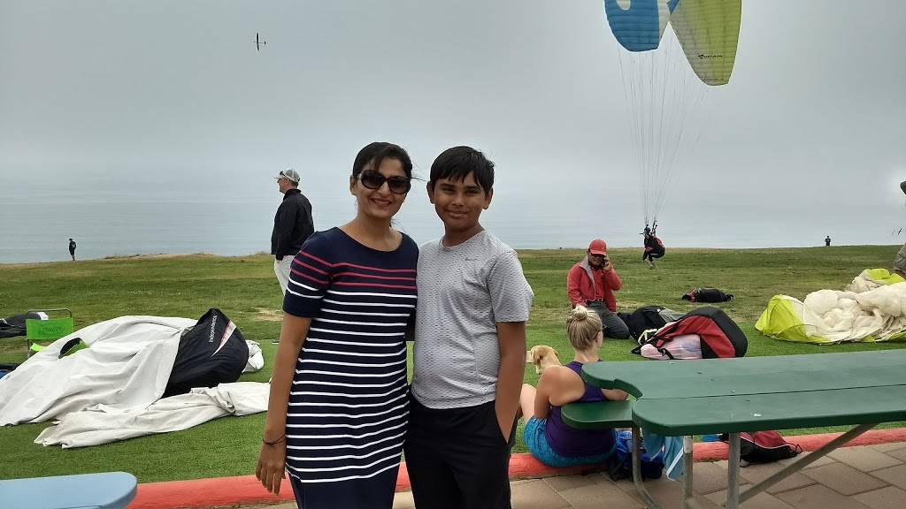 Cliff Hanger Cafe | restaurant | 2800 Torrey Pines Scenic Dr, La Jolla, CA 92037, USA | 8584529858 OR +1 858-452-9858