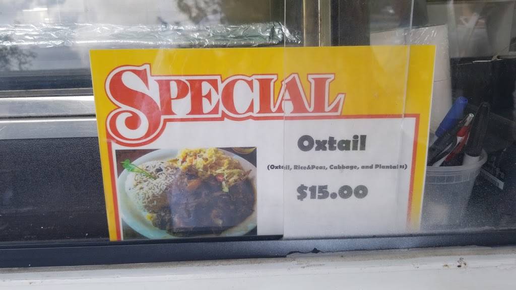 Everything Jerk | restaurant | 15120 Livingston Ave, Lutz, FL 33559, USA | 8009175375 OR +1 800-917-5375