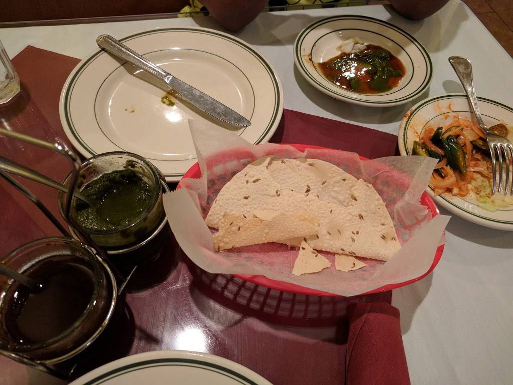 Curry Corner | restaurant | 2319 Williams Trace Blvd, Sugar Land, TX 77478, USA | 2815655881 OR +1 281-565-5881