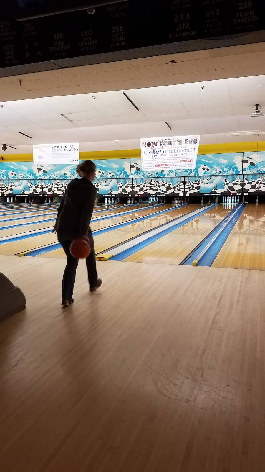 Poway Fun Bowl | night club | 12941 Poway Rd, Poway, CA 92064, USA | 8587489110 OR +1 858-748-9110