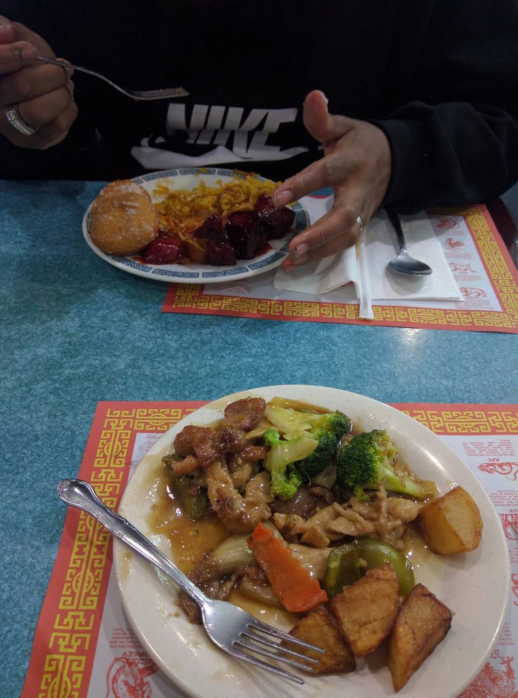 Infinity Palace Chinese Buffet | restaurant | 77 Salem Turnpike #115, Norwich, CT 06360, USA | 8608868388 OR +1 860-886-8388