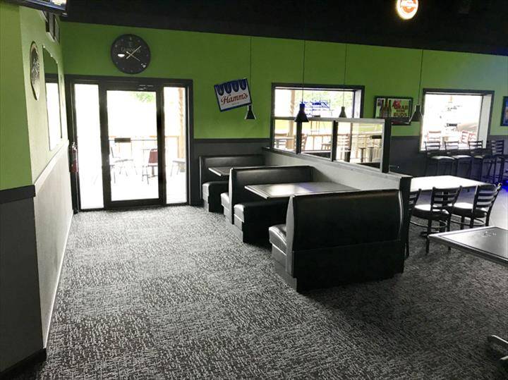 Hot Shots Billiards | restaurant | 700 Riverside Dr, Charles City, IA 50616, USA | 6412282001 OR +1 641-228-2001