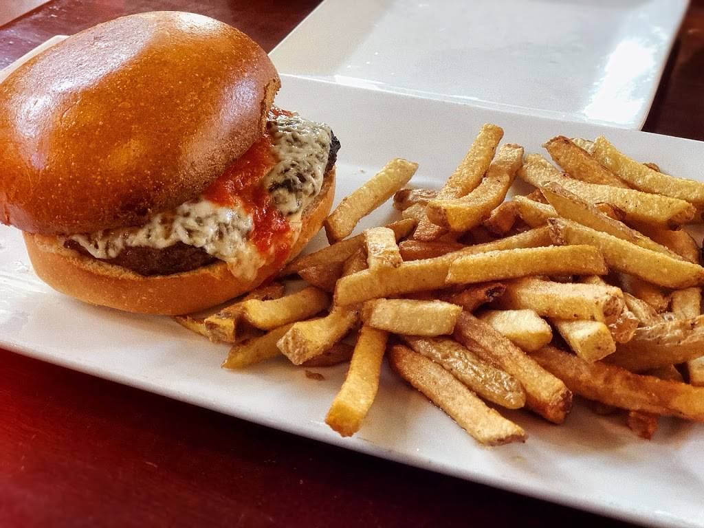 The Brick | restaurant | One Bethlehem Plaza, 1 W Broad St #100, Bethlehem, PA 18018, USA | 6104191141 OR +1 610-419-1141