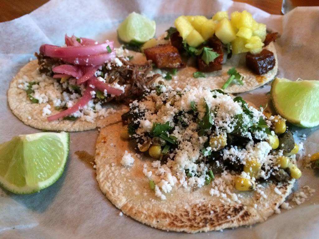 Bakersfield Nashville | restaurant | 201 3rd Ave S, Nashville, TN 37201, USA | 6155220970 OR +1 615-522-0970