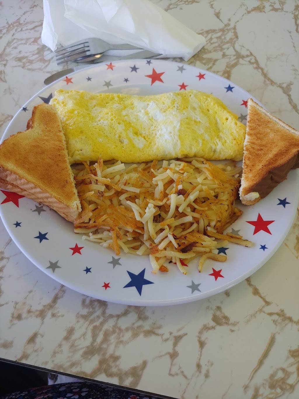 Gear Jammers Truck Stop | restaurant | 1611 S Broad St, Scottsboro, AL 35768, USA | 2566095879 OR +1 256-609-5879