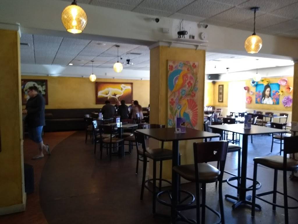 Tu Casa Mexican Restaurant & Bar | restaurant | 3710 W Lincoln Ave, Milwaukee, WI 53215, USA | 4143834666 OR +1 414-383-4666