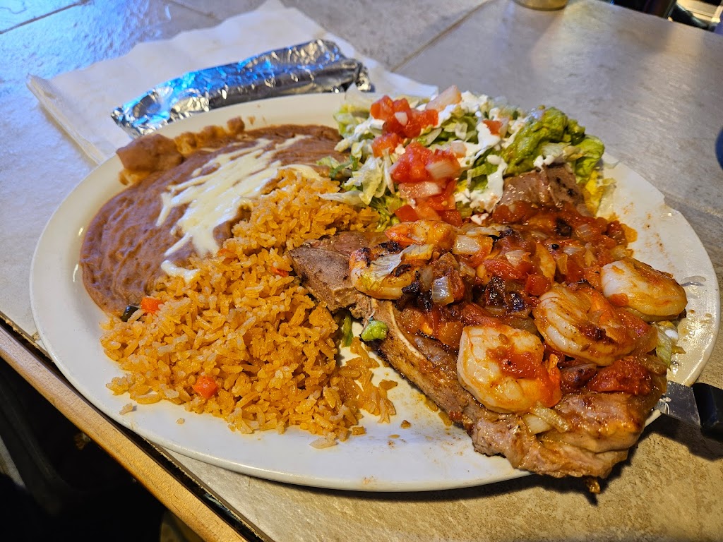 Chilangos Mexican Restaurant | restaurant | 303 N K Ave, Vinton, IA 52349, USA | 3193185083 OR +1 319-318-5083