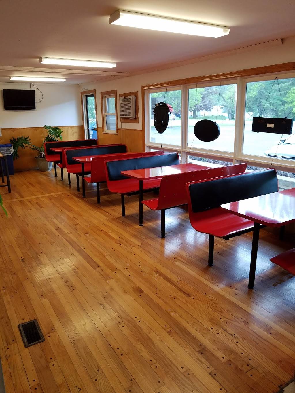 Pizza Time | restaurant | 636 Maple Ave, Saratoga Springs, NY 12866, USA | 5185876265 OR +1 518-587-6265