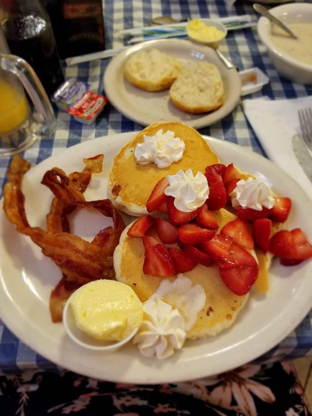 Blue Plate Cafe | restaurant | 5469 Poplar Ave, Memphis, TN 38119, USA | 9017619696 OR +1 901-761-9696