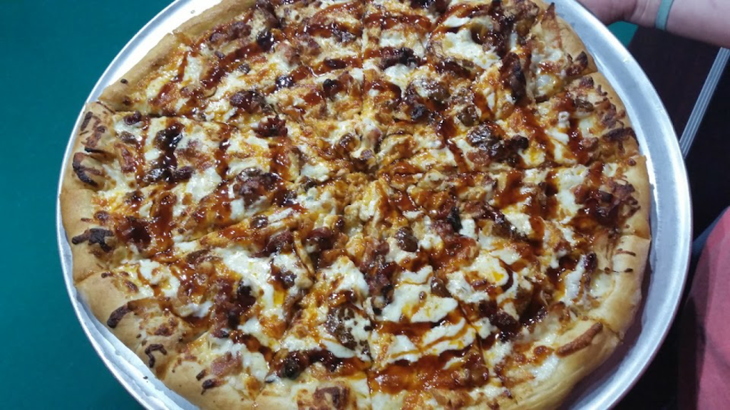 Lolas Pizzeria | restaurant | 16 Church St, North Walpole, NH 03609, USA | 6034457151 OR +1 603-445-7151