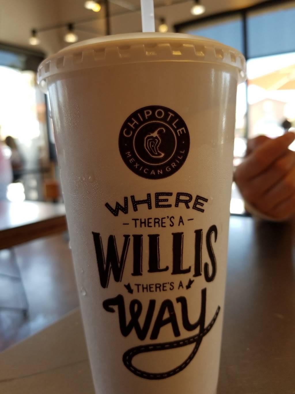 Chipotle Mexican Grill | restaurant | 660 Ventura Blvd Unit 500, Camarillo, CA 93010, USA | 8054820618 OR +1 805-482-0618