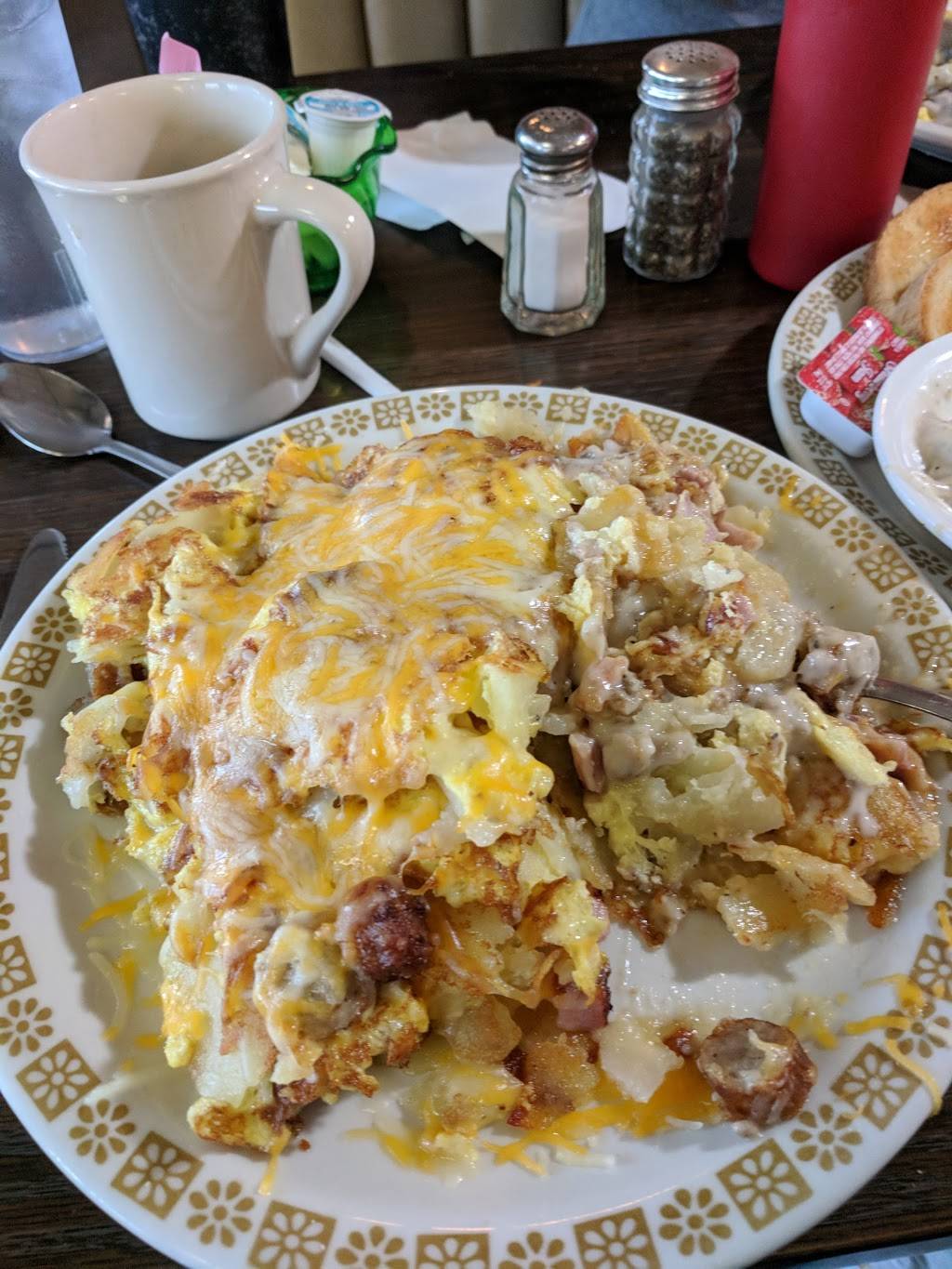 Bills Family Restaurant | restaurant | 1235 Michigan St NE, Grand Rapids, MI 49503, USA | 6164545345 OR +1 616-454-5345