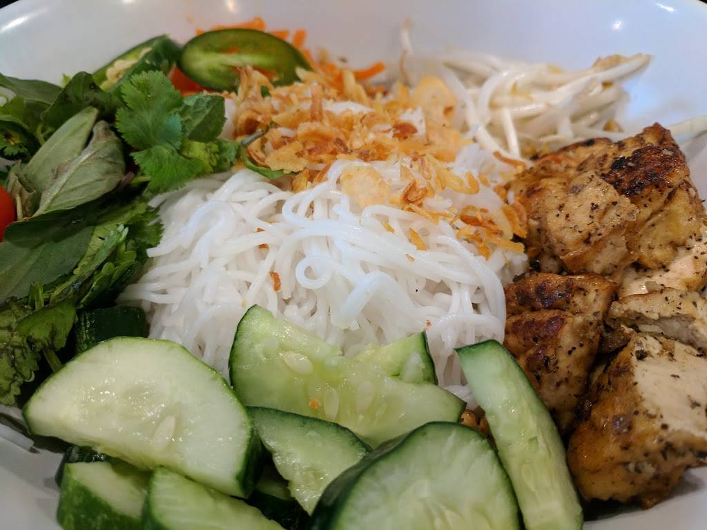 Green Leaf Asian Bistro & Café | cafe | 865 Middlefield Rd, Redwood City, CA 94063, USA | 6503695323 OR +1 650-369-5323