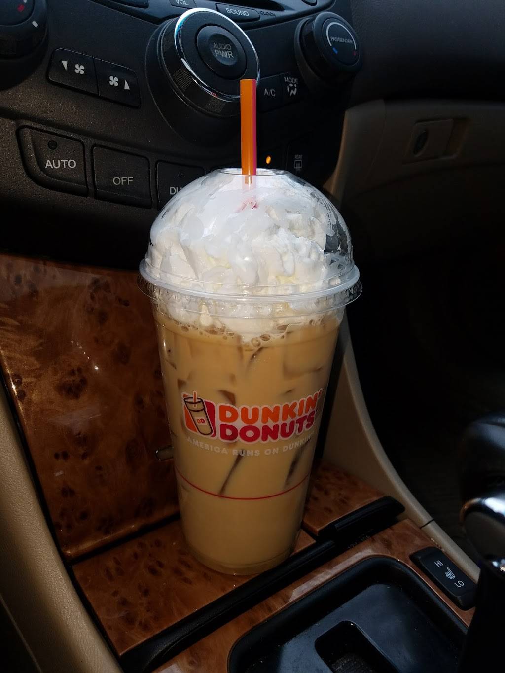 Dunkin | bakery | 799 Long Hill Rd, Groton, CT 06340, USA | 8604490203 OR +1 860-449-0203