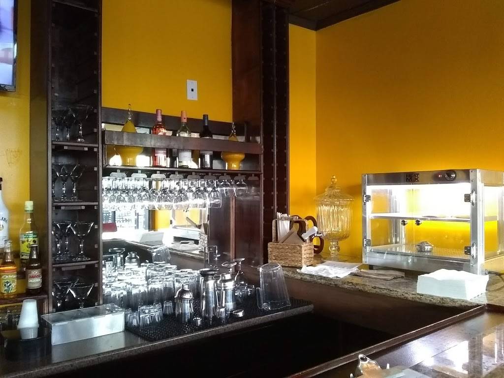 Hyltons Caribbean Kitchen | restaurant | 17020 Beaver Springs Dr, Houston, TX 77090, USA | 7139554729 OR +1 713-955-4729