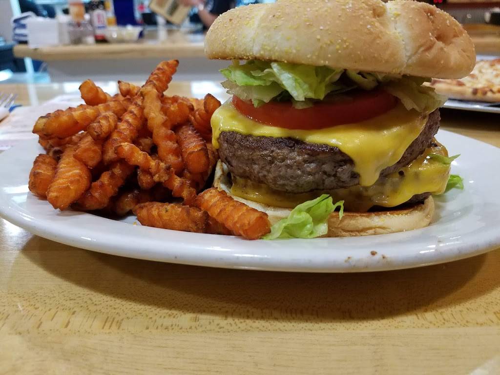 Rips Place Steakhouse and Bar | restaurant | 177 S Main St, Vermontville, MI 49096, USA | 5177260789 OR +1 517-726-0789