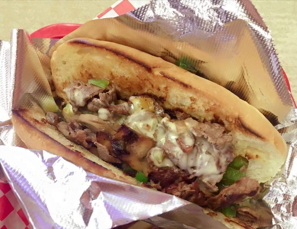 Fat Bear Burgers & Tacos | restaurant | 4854 N Mesa St UNIT 102, El Paso, TX 79912, USA | 9153040206 OR +1 915-304-0206