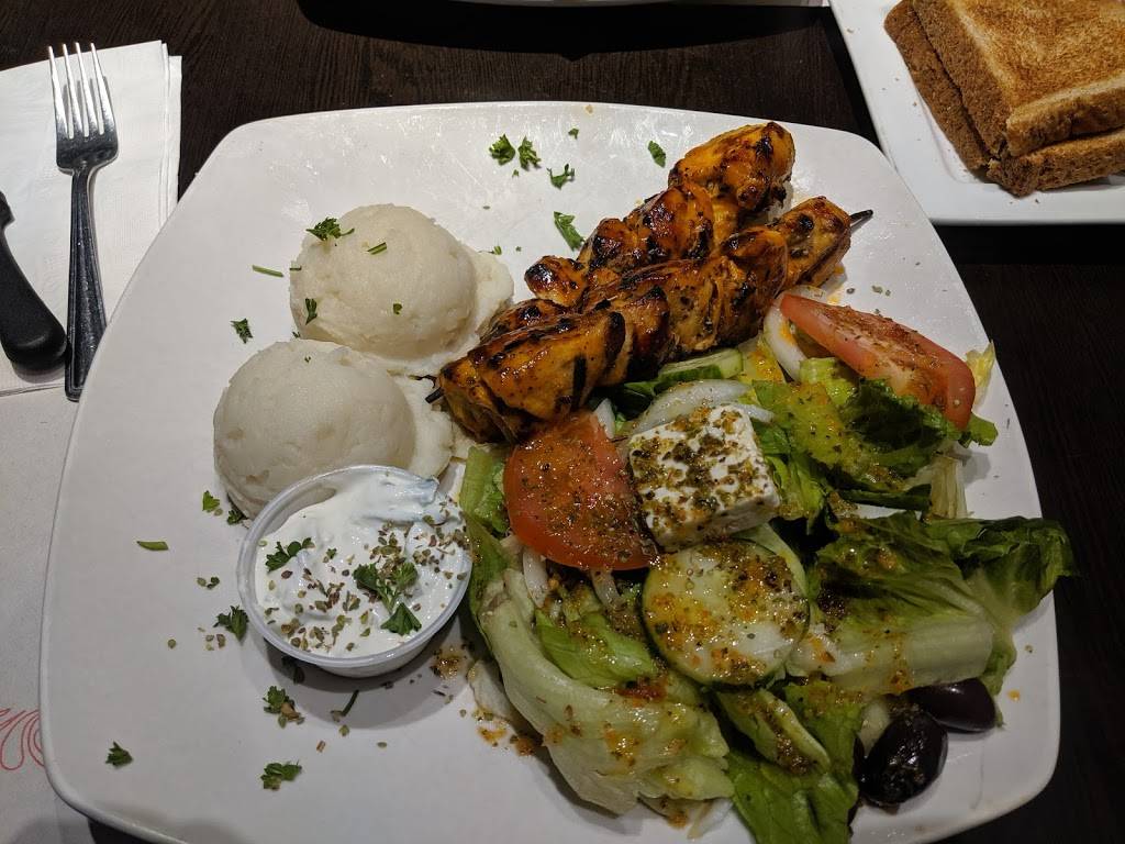 Restaurant Le Cartier | restaurant | 319 Boulevard Cartier O, Laval, QC H7N 2J4, Canada | 4506691600 OR +1 450-669-1600