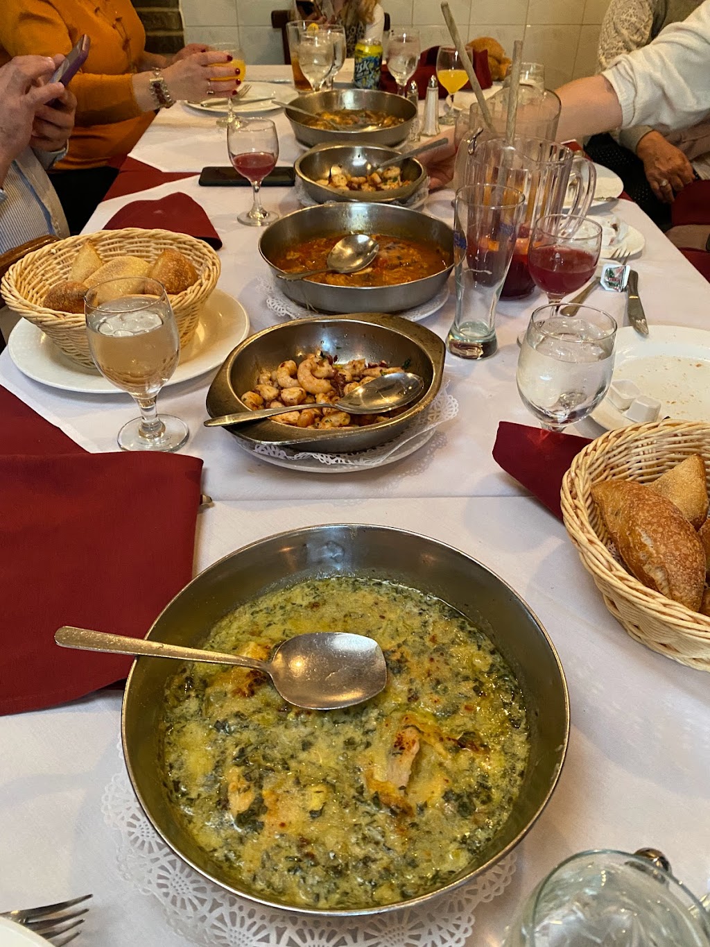 Casa Vasca | restaurant | 141 Elm St, Newark, NJ 07105, USA | 9734651350 OR +1 973-465-1350