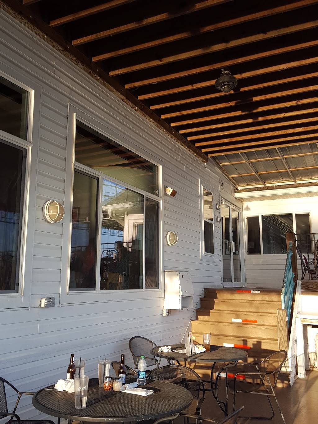 Edgewater Grille | restaurant | 1 E Water St, Newburgh, IN 47630, USA | 8128582443 OR +1 812-858-2443