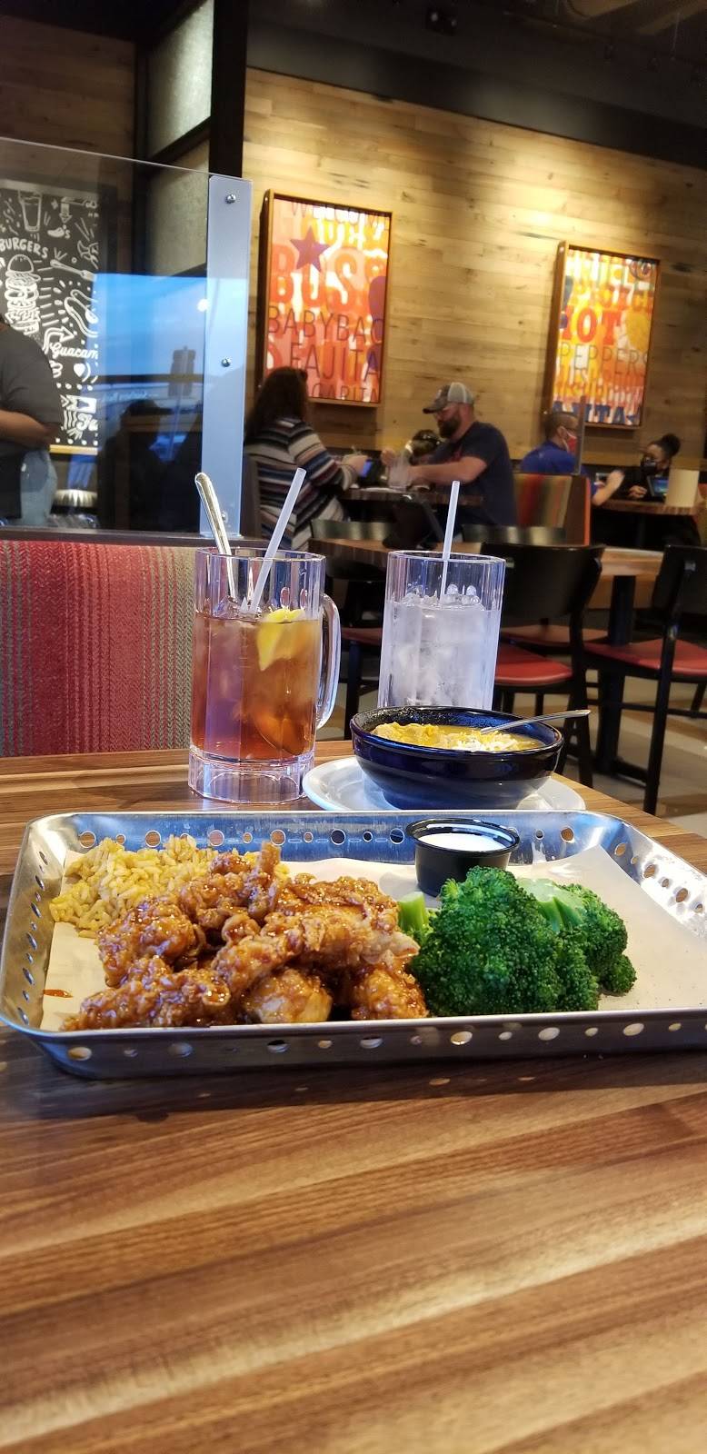 Chilis Grill & Bar | restaurant | 3093 William St, Cape Girardeau, MO 63703, USA | 5736688044 OR +1 573-668-8044