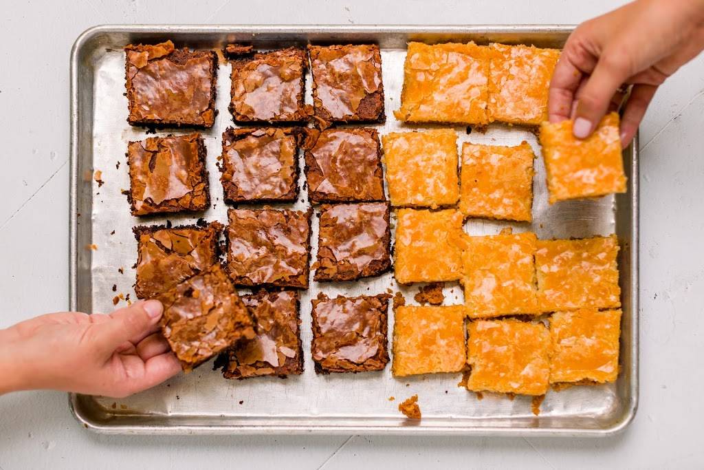 Paula Deens Family Kitchen | restaurant | 575 Opry Mills Dr, Nashville, TN 37214, USA | 6154926500 OR +1 615-492-6500