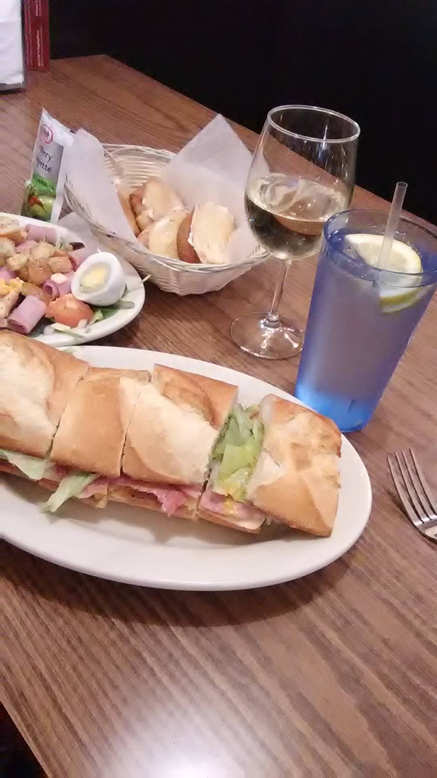 Georges Pizza | meal delivery | 209 Main St S, Austin, MN 55912, USA | 5074376677 OR +1 507-437-6677