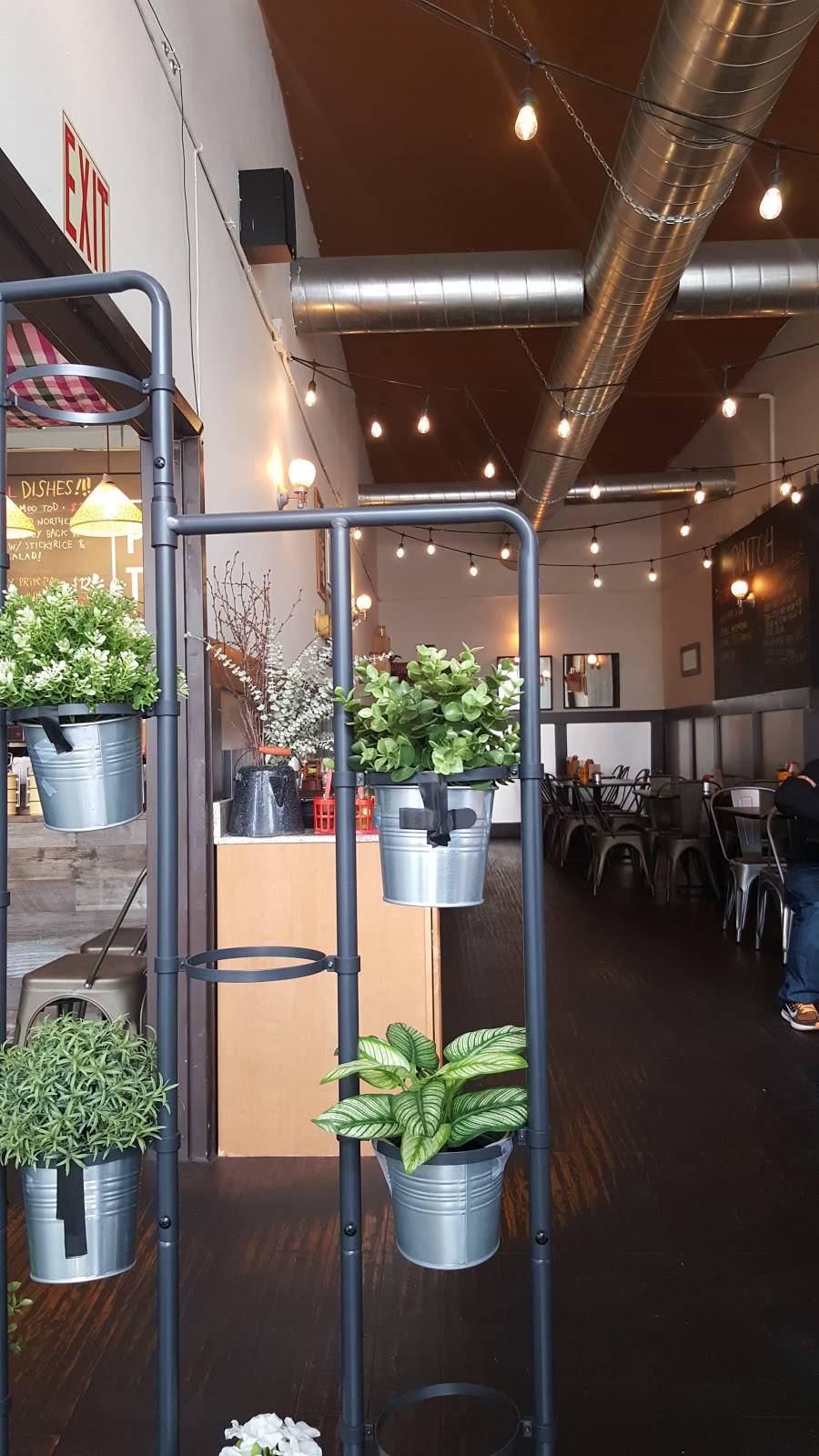 PINTOH Thai Street Food | restaurant | 1442 Franklin St, Oakland, CA 94612, USA | 5108232370 OR +1 510-823-2370