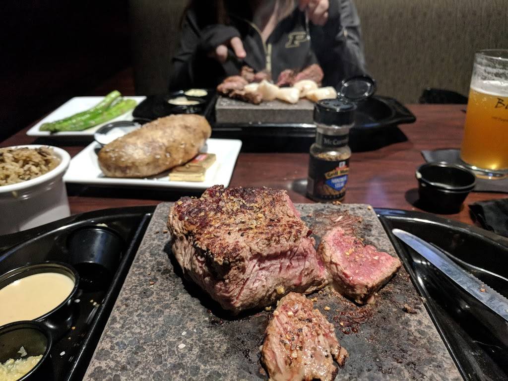 Black Rock Bar & Grill | restaurant | 41601 Ford Rd, Canton, MI 48187, USA | 7349277800 OR +1 734-927-7800